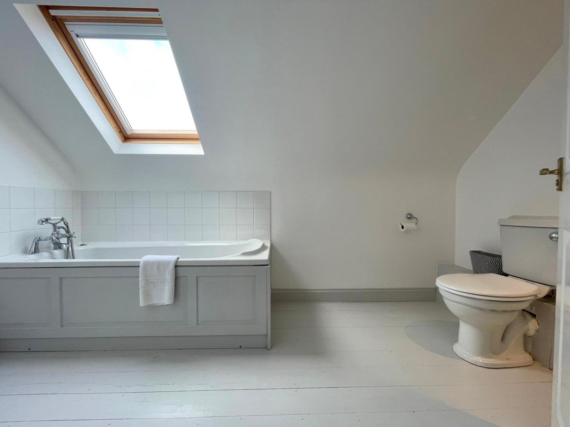 Spacious Home Sleeps 6 Short Walk To Port Isaac Village & Stunning Views Exterior foto