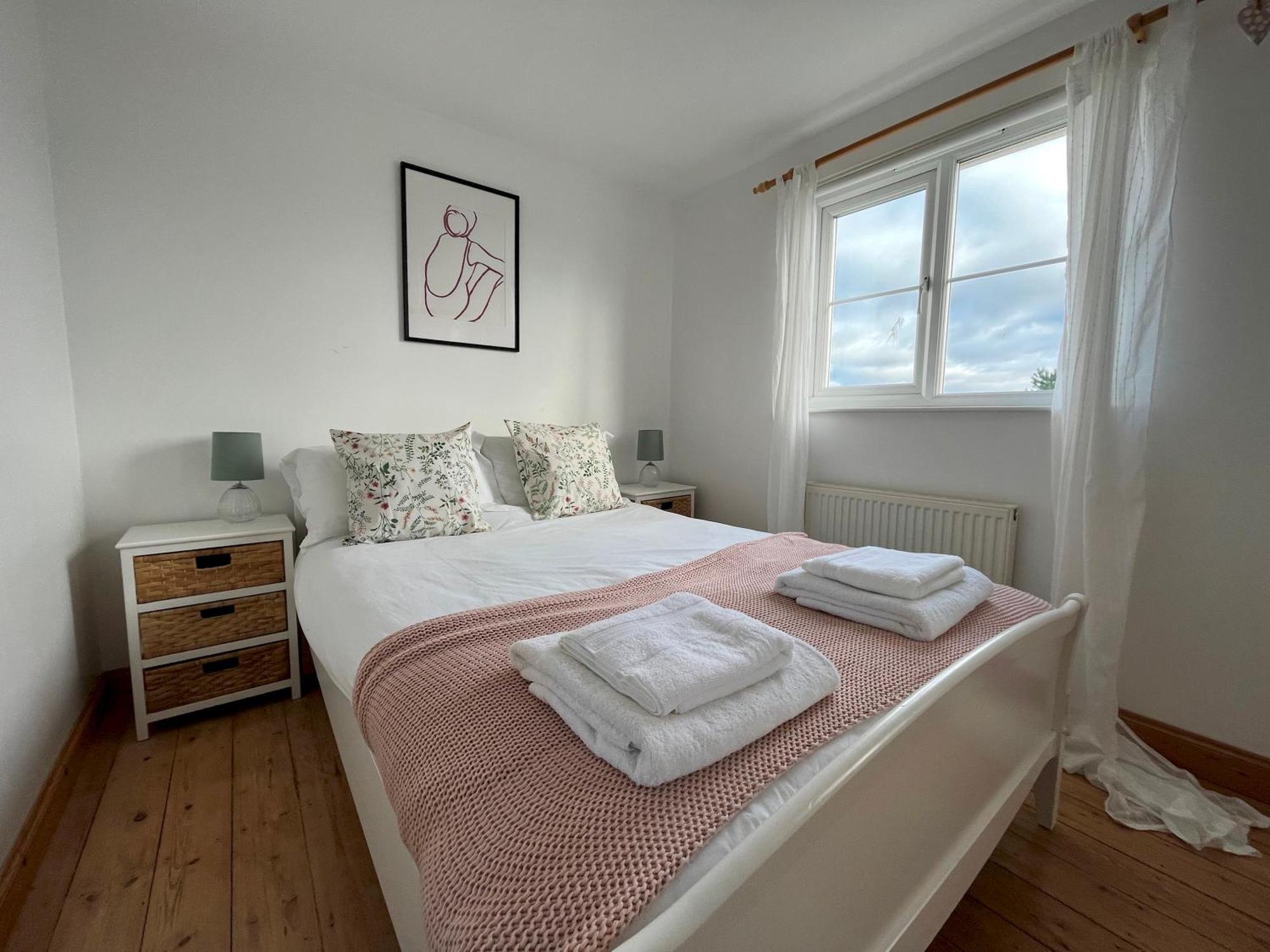 Spacious Home Sleeps 6 Short Walk To Port Isaac Village & Stunning Views Exterior foto